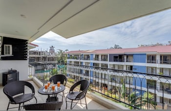 1br w pool sauna near calangute baga beach