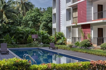 1br w pool sauna near calangute baga beach