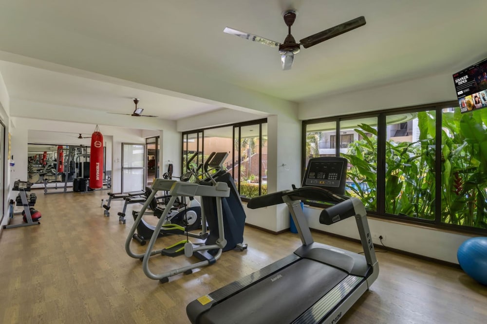 1br w pool sauna near calangute baga beach