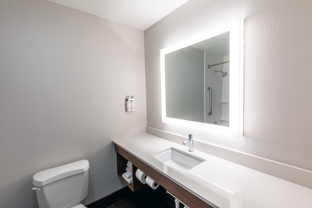 holiday inn express and suites sulphur lake charles by ihg