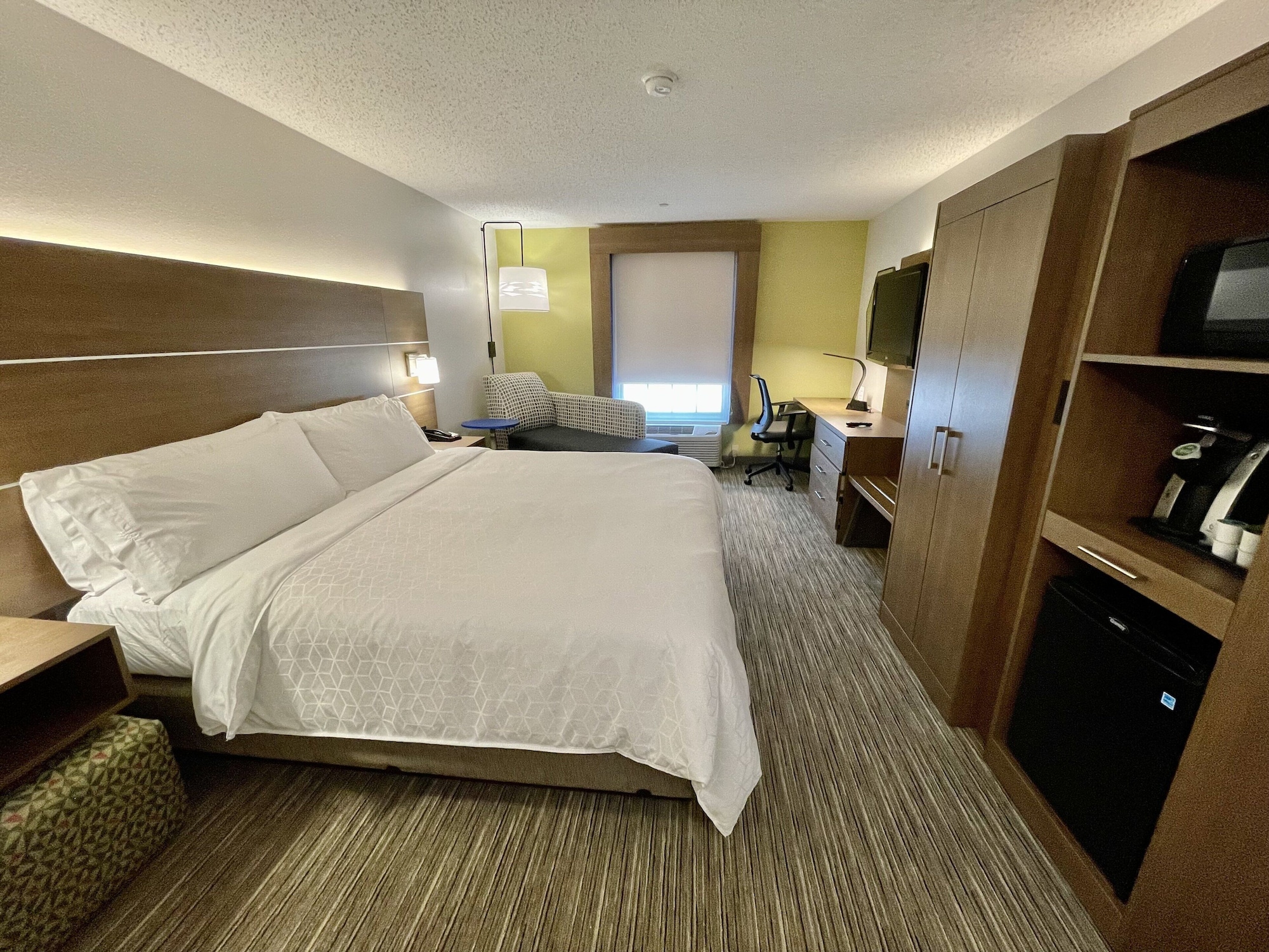 holiday inn express and suites sulphur lake charles by ihg