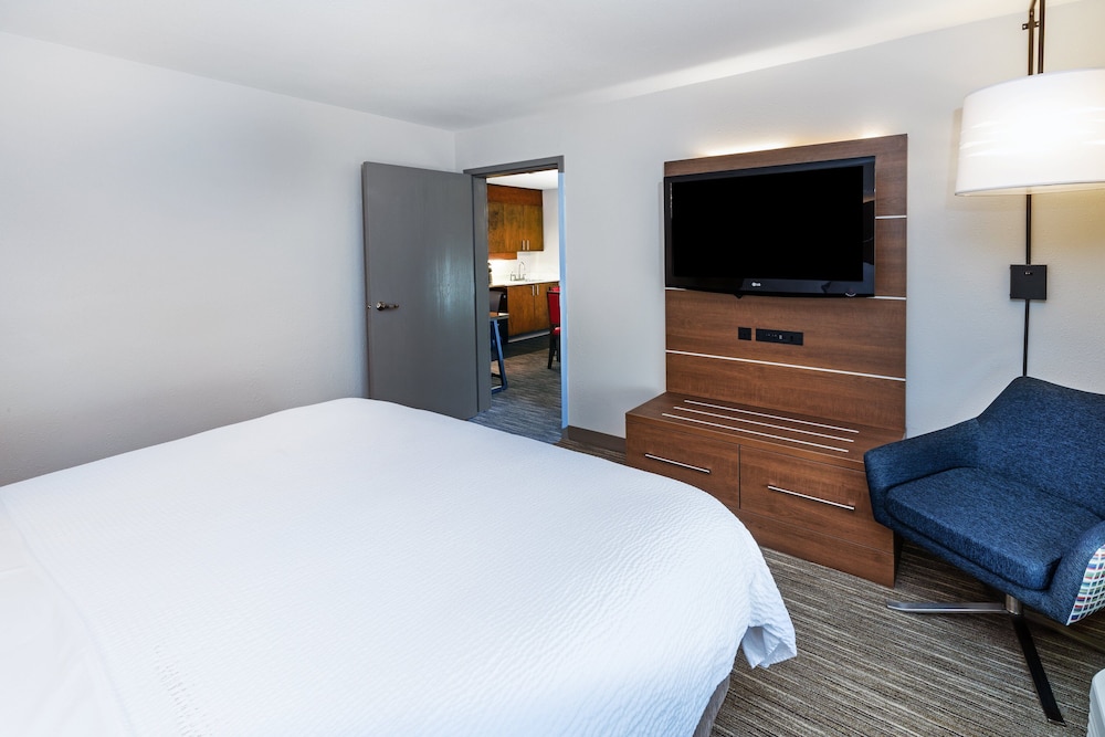 holiday inn express and suites sulphur lake charles by ihg
