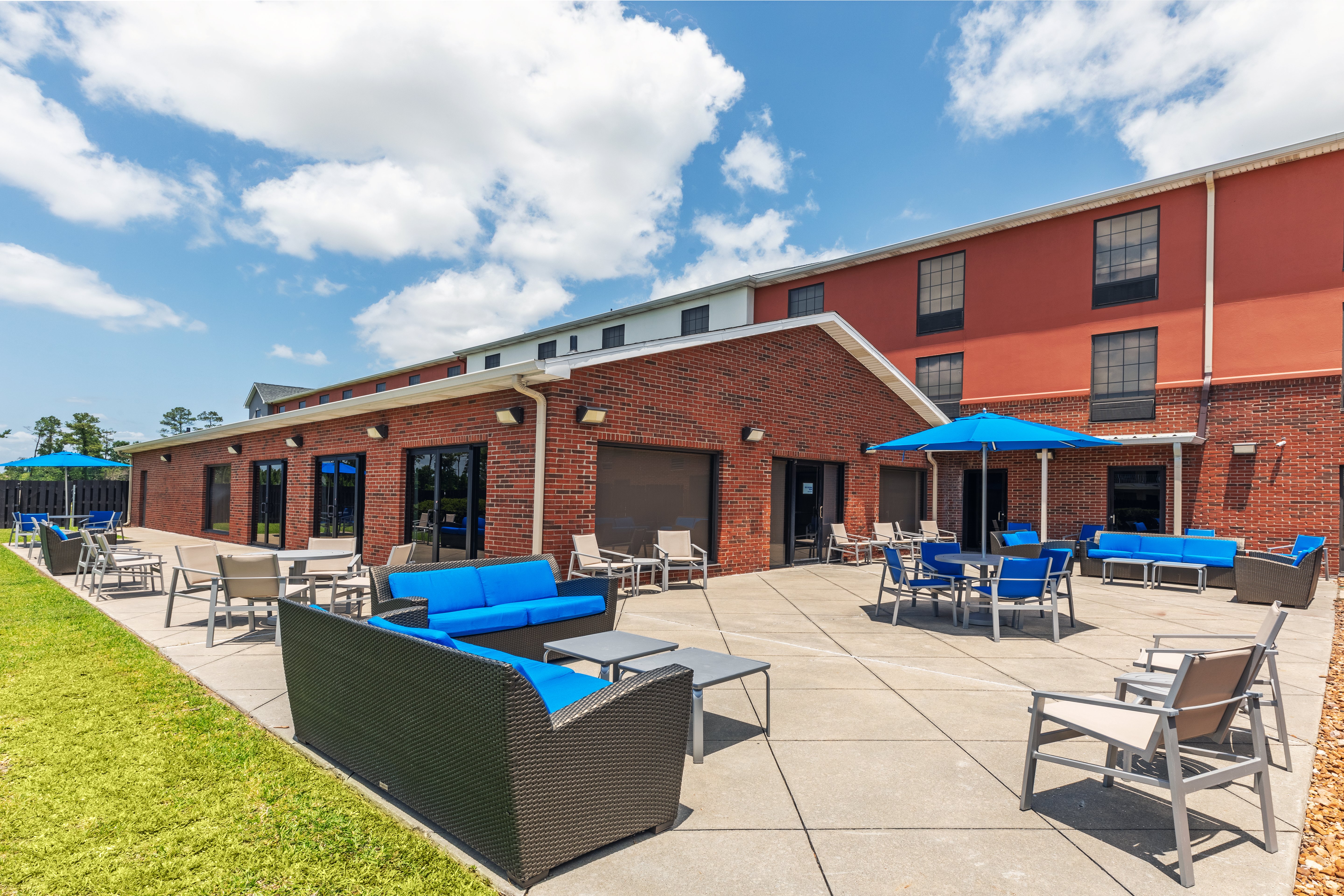 holiday inn express and suites sulphur lake charles by ihg