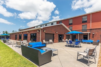 Holiday Inn Express & Suites Sulphur (Lake Charles) By Ihg,Louisiana>>Lake Charles,3 star