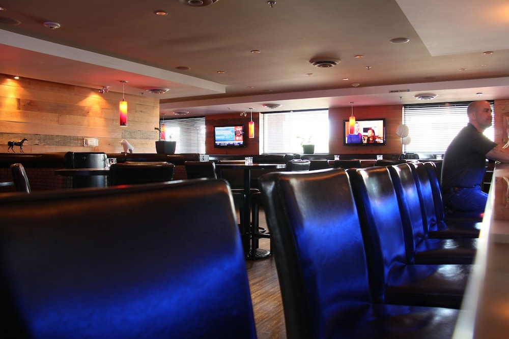 holiday inn hotel and suites surrey east cloverdale by ihg