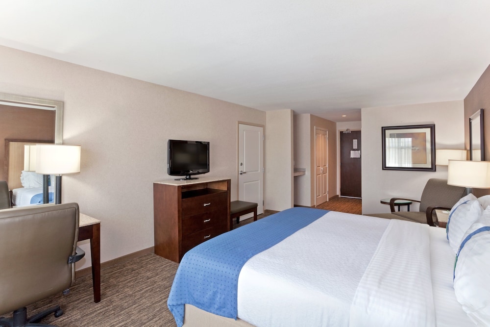 holiday inn hotel and suites surrey east cloverdale by ihg