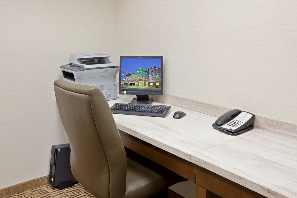 holiday inn hotel and suites surrey east cloverdale by ihg