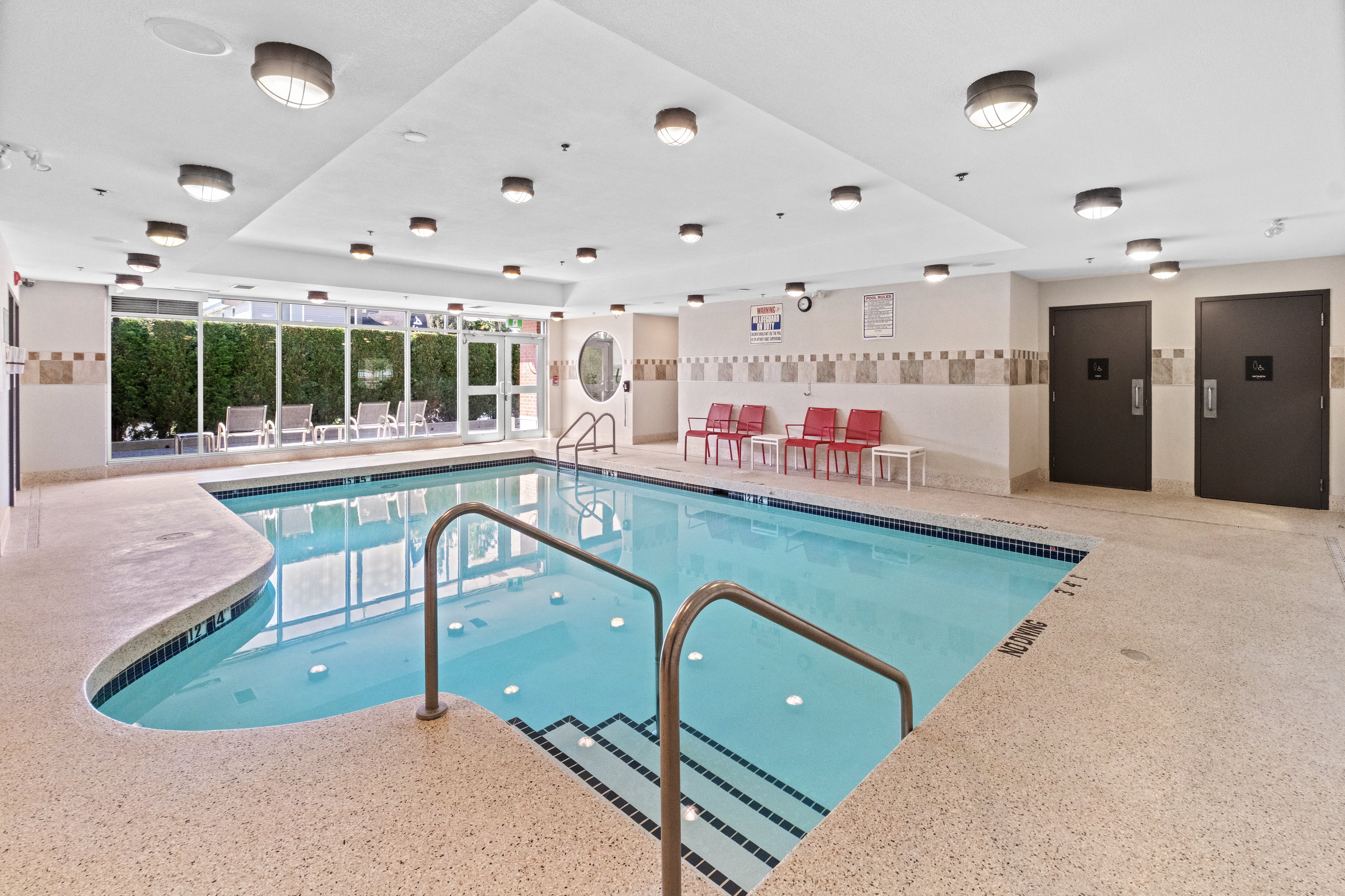 holiday inn hotel and suites surrey east cloverdale by ihg