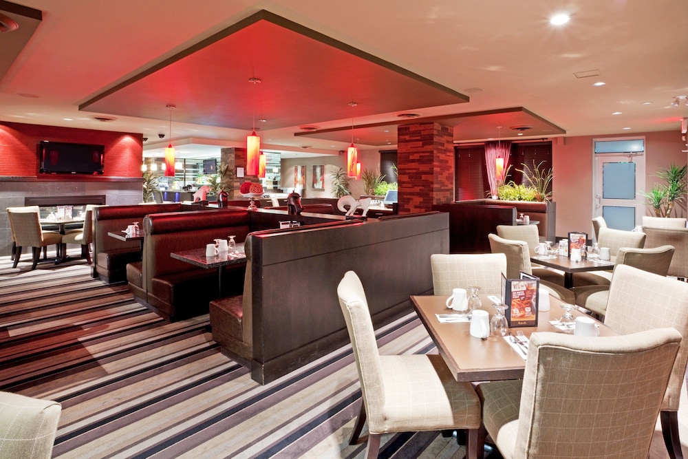 holiday inn hotel and suites surrey east cloverdale by ihg