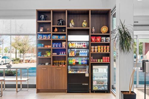 holiday inn hotel and suites surrey east cloverdale by ihg