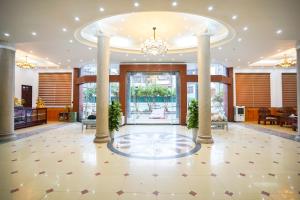 phu quy hotel near dong kinh market