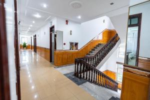 phu quy hotel near dong kinh market