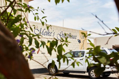 meikes guesthouse