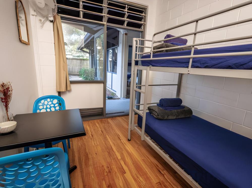 coolangatta yha hostel