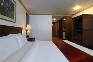 tiara oriental hotel makati powered by cocotel