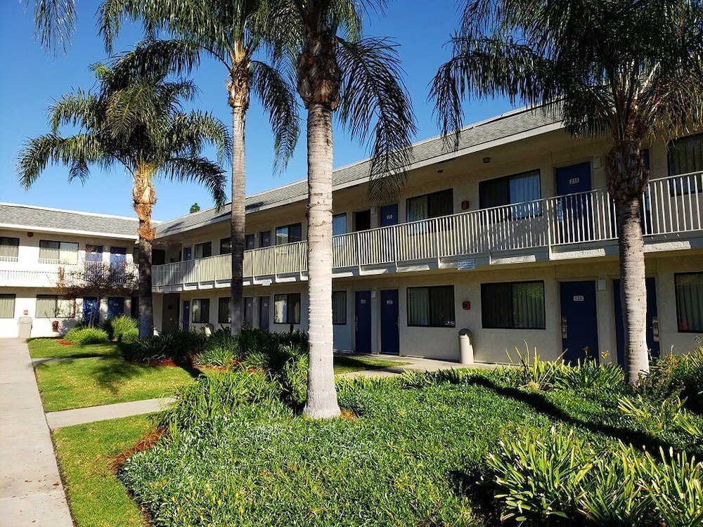 Vagabond Inn Sylmar,Los Angeles County>>Los Angeles,3 star