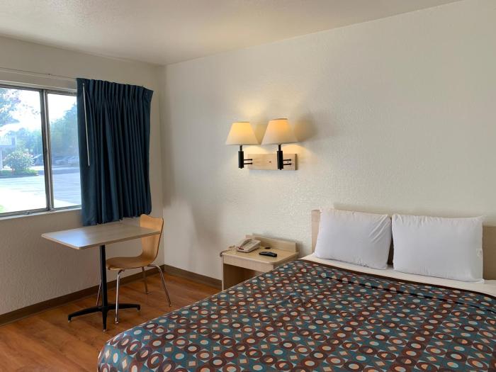 vagabond inn sylmar