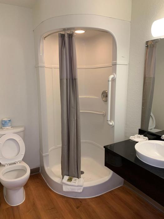 vagabond inn sylmar