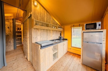 hu park albatros village