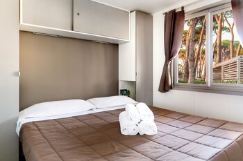 hu park albatros village