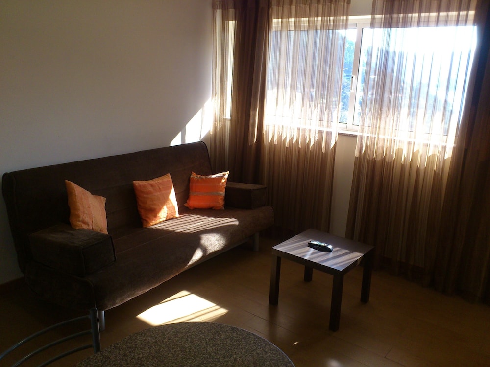 hotel lagoa azul do geres
