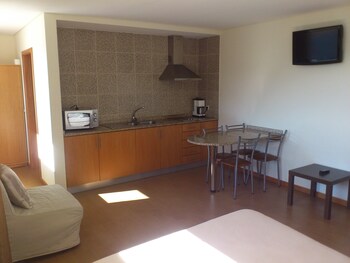 hotel lagoa azul do geres