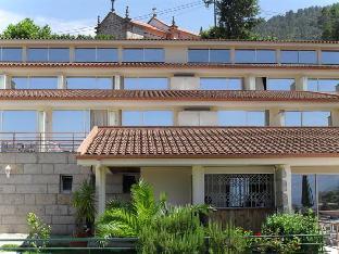 hotel lagoa azul do geres