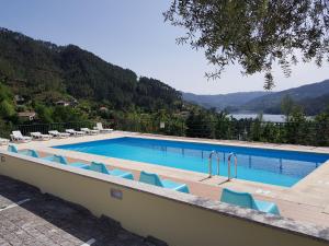 hotel lagoa azul do geres