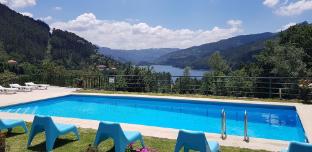 hotel lagoa azul do geres