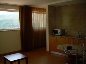 hotel lagoa azul do geres