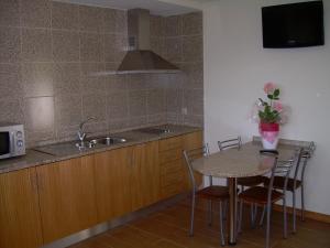 hotel lagoa azul do geres