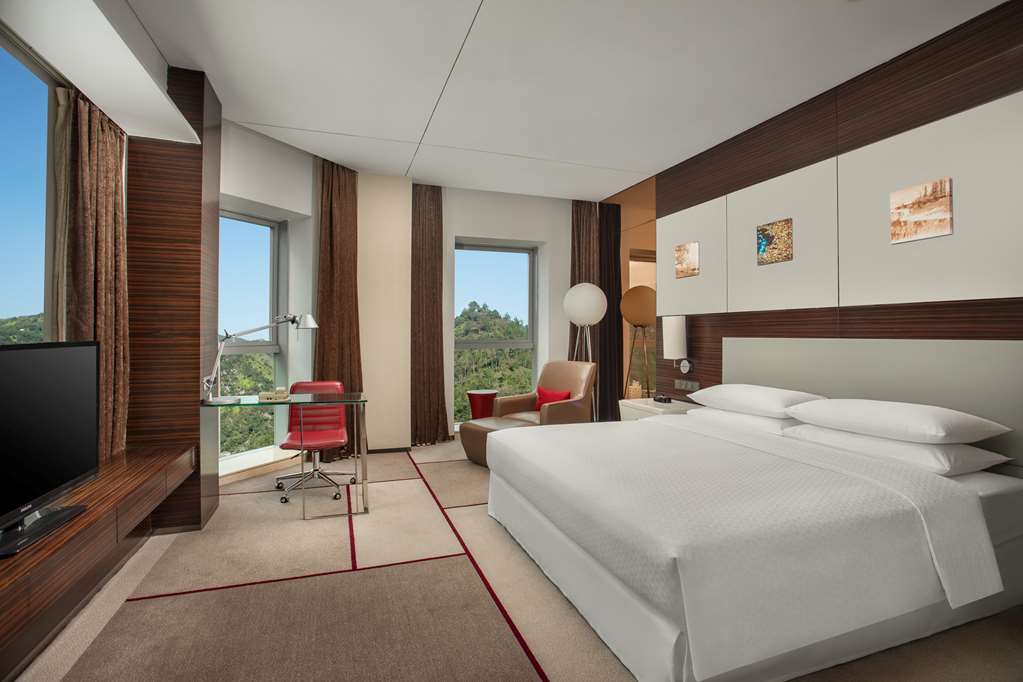 wyndham garden yuhuan downtown