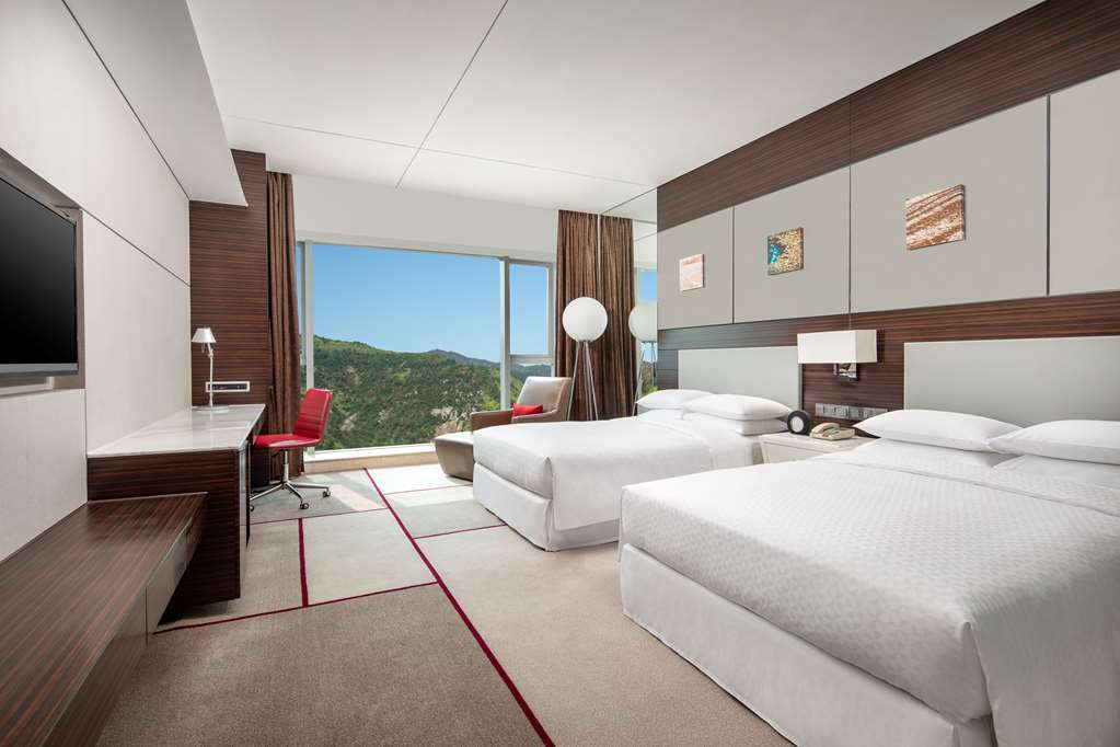 wyndham garden yuhuan downtown