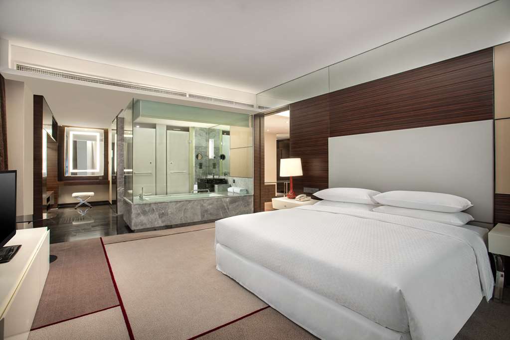 wyndham garden yuhuan downtown