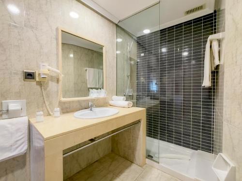 apartamentos torreluz