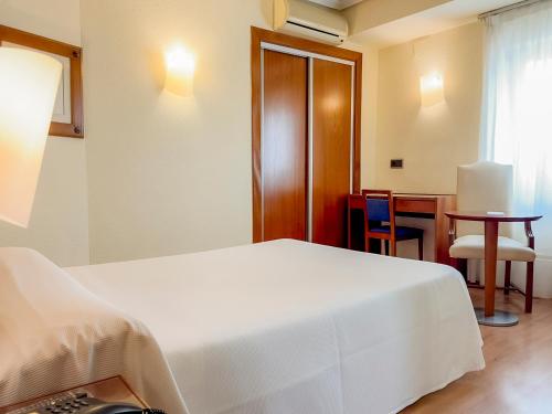 apartamentos torreluz