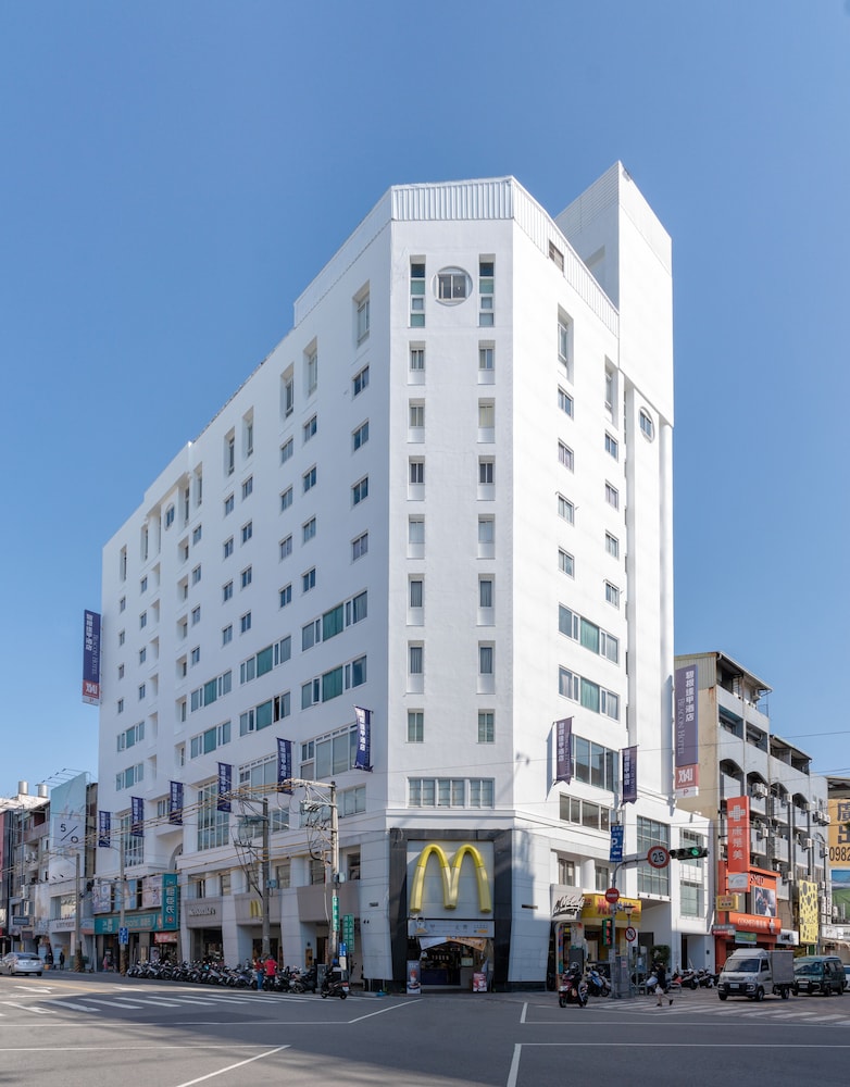 beacon hotel
