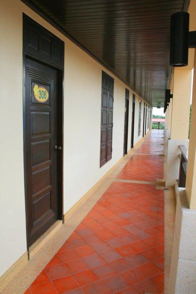 lecasa bangsaen hotel