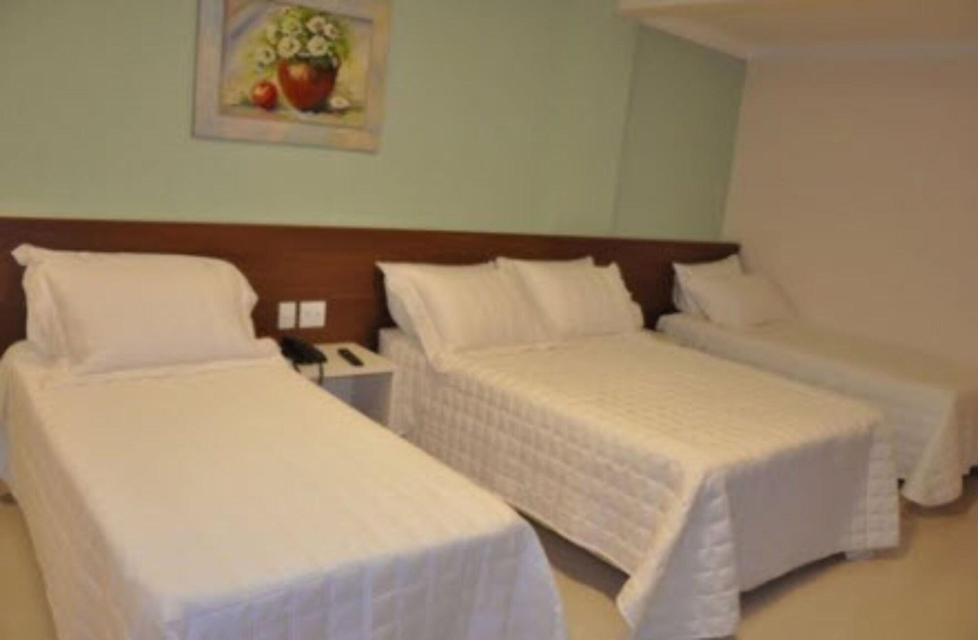 hotel saron