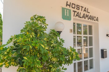 hostal talamanca