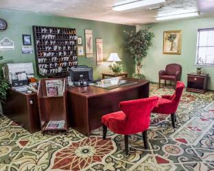 Suburban Studios Tallahassee Near University,Near The Centre Of Tallahassee,2 star