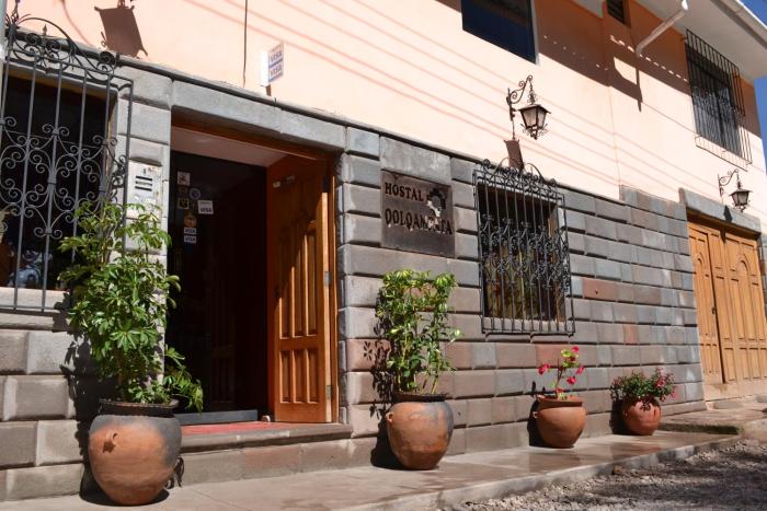 hostal qolqampata