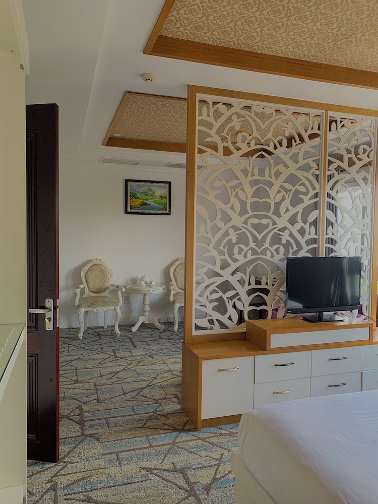 nesta hotel can tho
