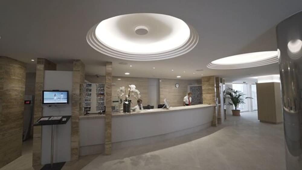 hotel girasol