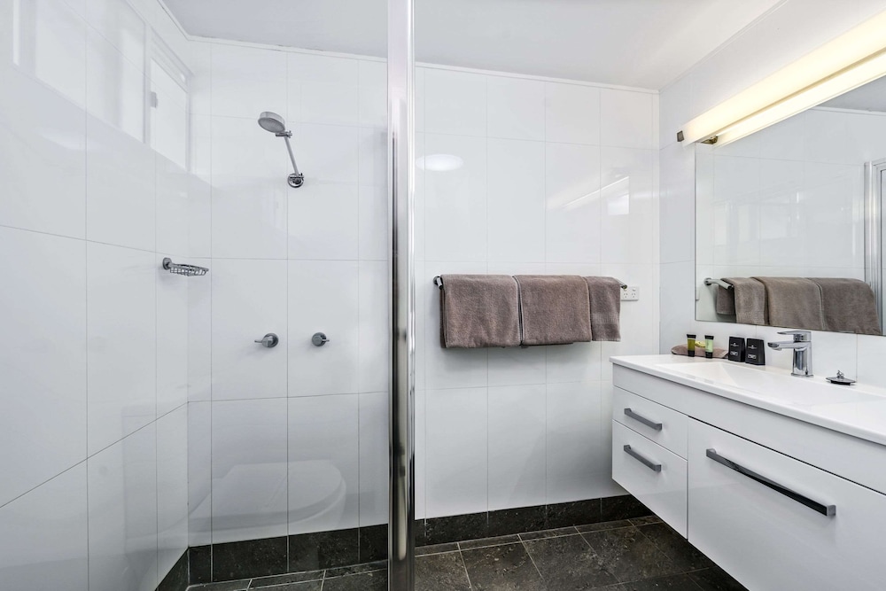 quality inn ashby house tamworth