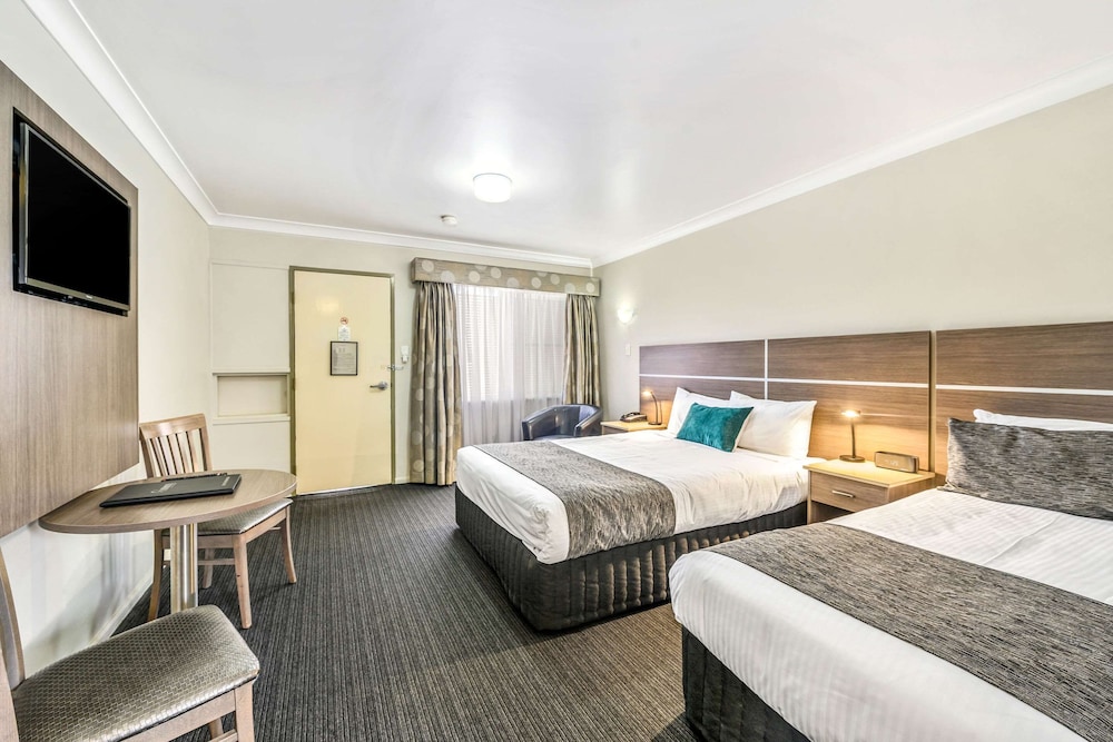 quality inn ashby house tamworth