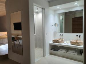 ac village christoulis