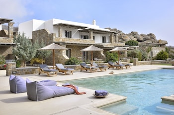 ac village christoulis