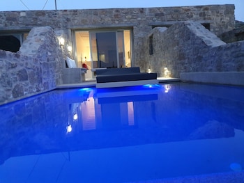 ac village christoulis