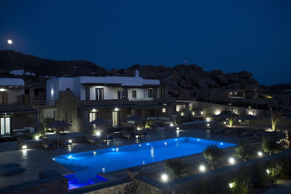 ac village christoulis